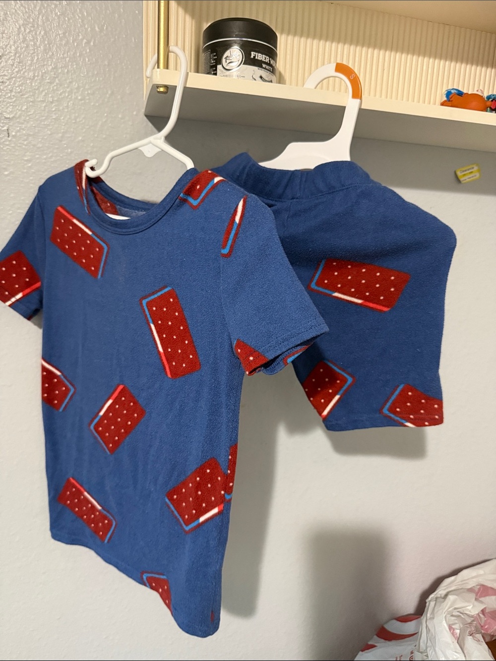 Cat & Jack Blue Short Sleeve Pajama Set with Red Snack Print